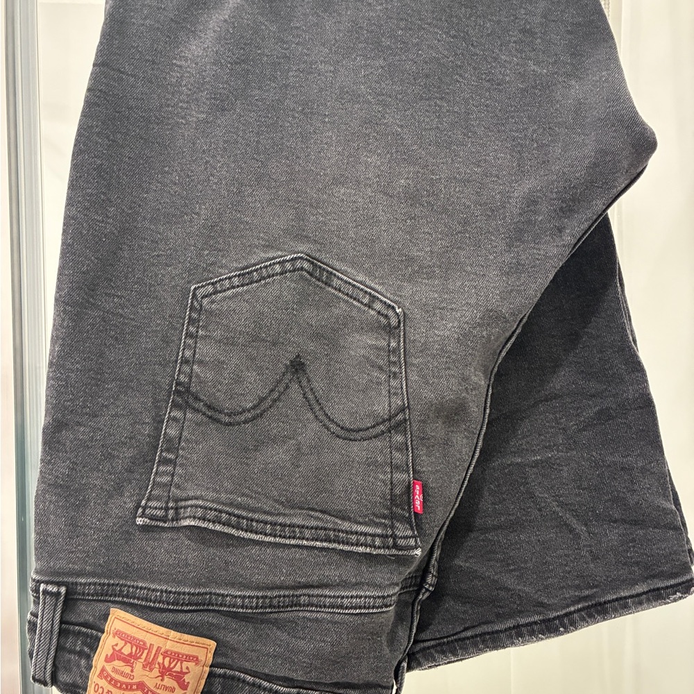 Levi's Women's Dark Gray Ankle Jeans